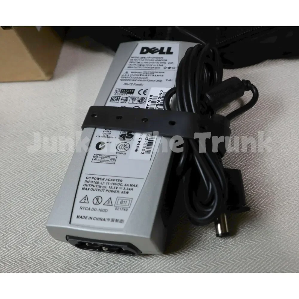 Dell Auto/ Air Adapter Model: Hp-Af065B83